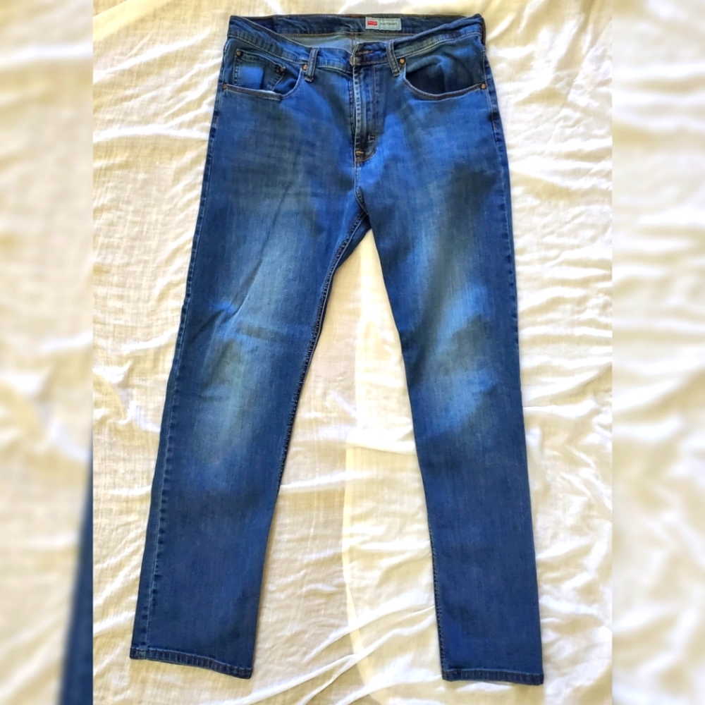 Wrangler Jeans 34x32 (Slim Straight)